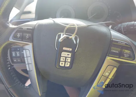 2014 Honda Odyssey Touring/Touring Elite from USA, damaged, VIN 5FNRL5H98EB133807